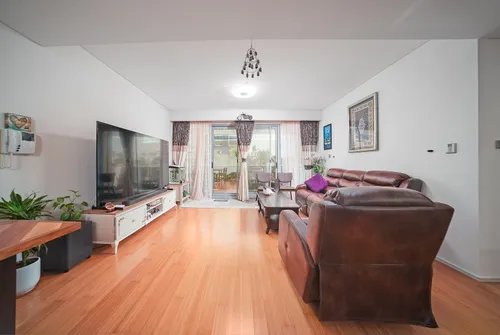3 Bedrooms Apartment in Al Nada 1