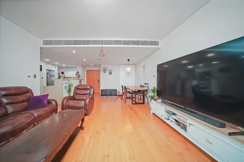 3 Bedrooms Apartment in Al Nada 1