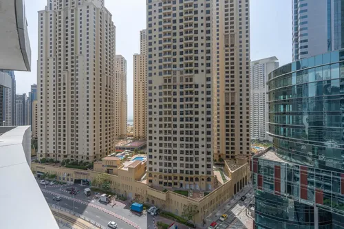 1 Bedroom Apartment in Bay Central