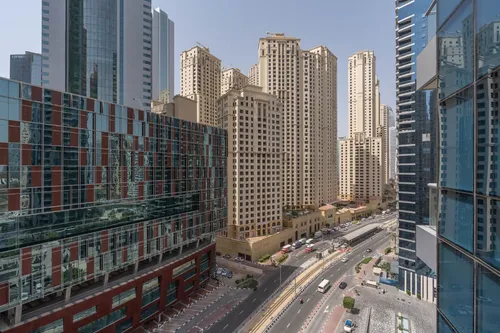 1 Bedroom Apartment in Bay Central