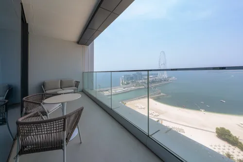 Amazing Views | Luxury | Vacant | Great Location
