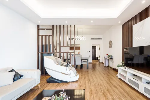 2 Bedrooms Apartment in Green Lakes Towers