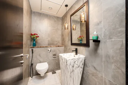 2 Bedrooms Apartment in Green Lakes Towers