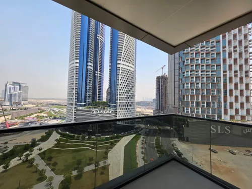 Burj Khalifa View/brand new/vacant