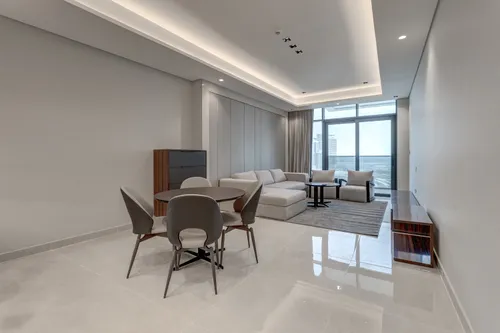 2 Bedrooms Apartment in Nobles Tower