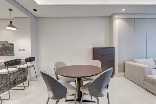 2 Bedrooms Apartment in Nobles Tower