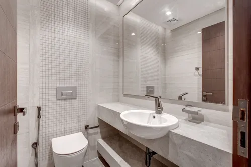 2 Bedrooms Apartment in Nobles Tower