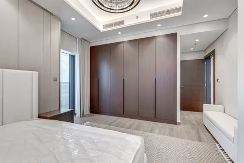 2 Bedrooms Apartment in Nobles Tower