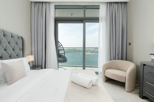 2 Bedrooms Apartment in Beach Vista 2