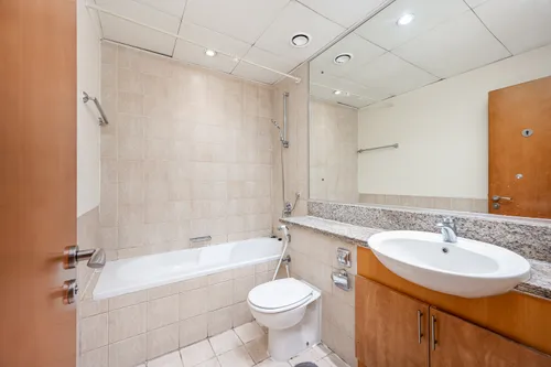 3 Bedrooms Apartment in Al Sidir 1