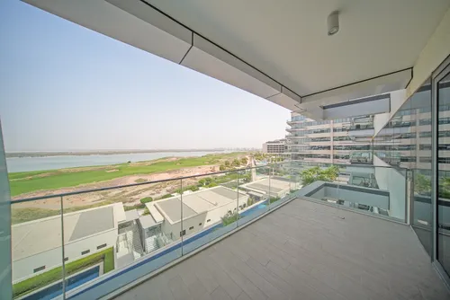 2 Bedrooms Apartment in Mayan 2