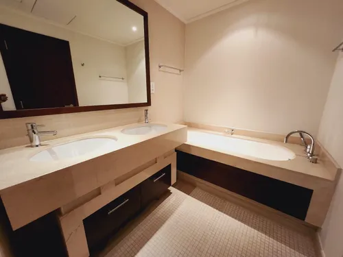 2 Bedrooms Apartment in Beauport Tower