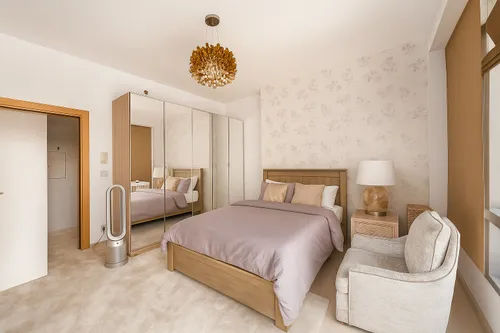 2 Bedrooms Apartment in Blakely Tower