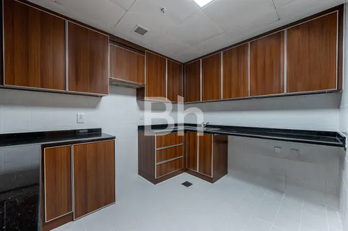 2 Bedrooms Apartment in 21st Century Tower