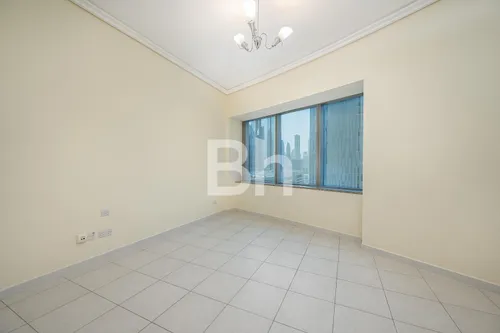 2 Bedrooms Apartment in 21st Century Tower