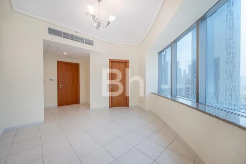 2 Bedrooms Apartment in 21st Century Tower