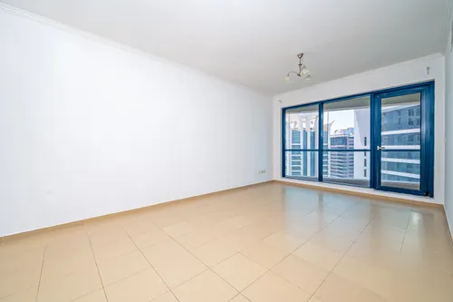 2 Bedrooms Apartment in Jumeirah Bay X1
