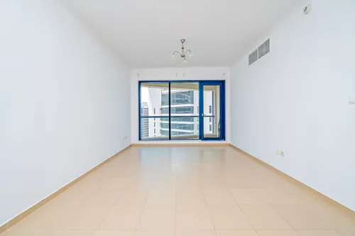 2 Bedrooms Apartment in Jumeirah Bay X1