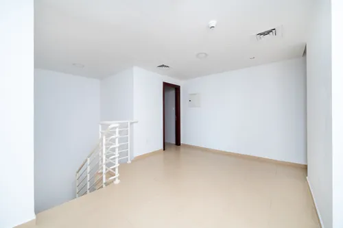2 Bedrooms Apartment in Jumeirah Bay X1