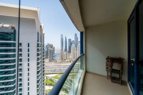 2 Bedrooms Apartment in Jumeirah Bay X1