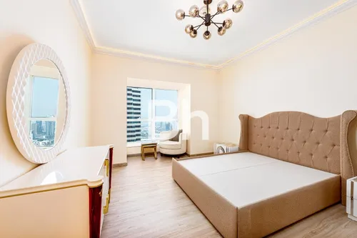 4 Bedrooms Apartment in Elite Residence