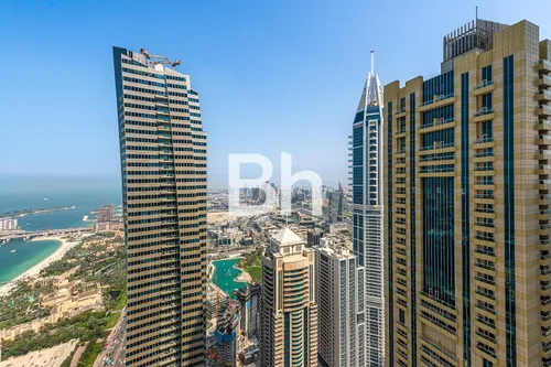 4 Bedrooms Apartment in Elite Residence