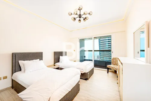 4 Bedrooms Apartment in Elite Residence