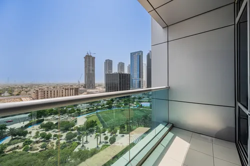 3 Bedrooms Apartment in Armada Tower 1
