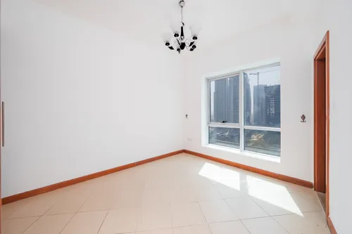 2 Bedrooms Apartment in Marina Diamond 1