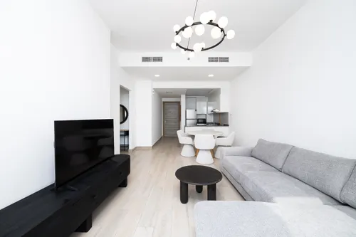 6 Cheques | Furnished | With Balcony And Parking |