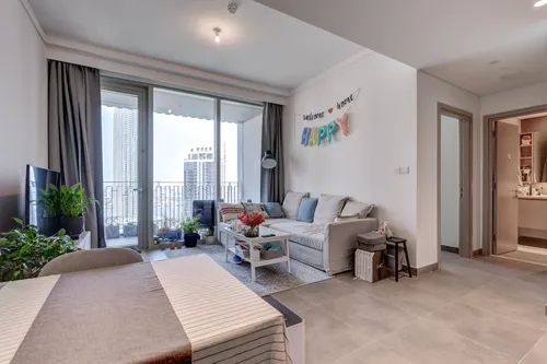 1 Bedroom Apartment in Creek Gate Tower 1