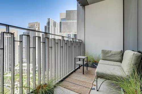 1 Bedroom Apartment in Creek Gate Tower 1