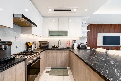2 Bedrooms Apartment in Me Do Re Tower