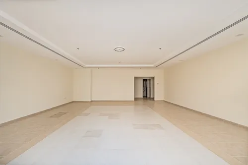 3 Bedrooms Apartment in Elite Residence