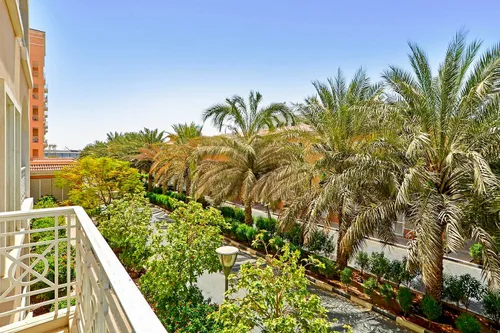2 Bedrooms Apartment in Ritaj E