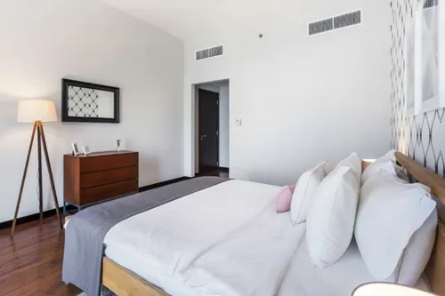 1 Bedroom Apartment in Green Lakes 1