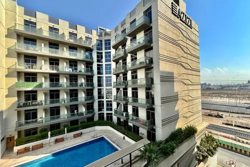 Apartment in Azizi Pearl