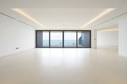 5 Bedrooms Apartment in Mansion 6