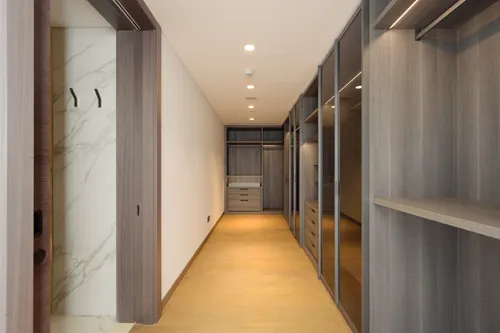 5 Bedrooms Apartment in Mansion 6