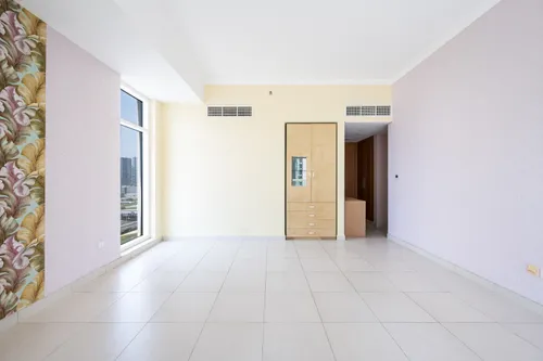 2 Bedrooms Apartment in Tamweel Tower