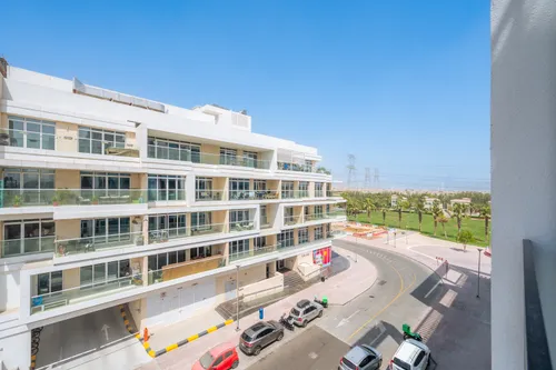 2 Bedrooms Apartment in 555 Park Views