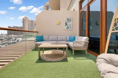 Apartment in Palm Views East