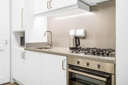 Upgraded | Fronds View | Palm Living