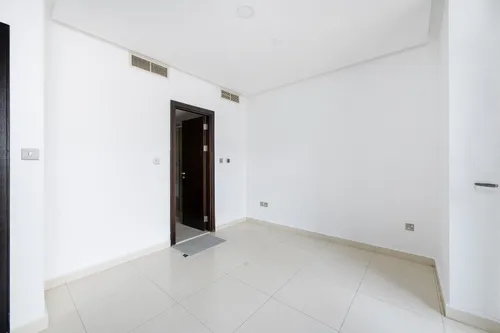 3 Bedrooms Apartment in 23 Marina