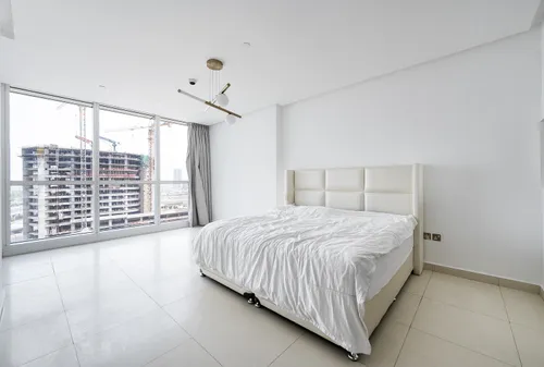 3 Bedrooms Apartment in 23 Marina