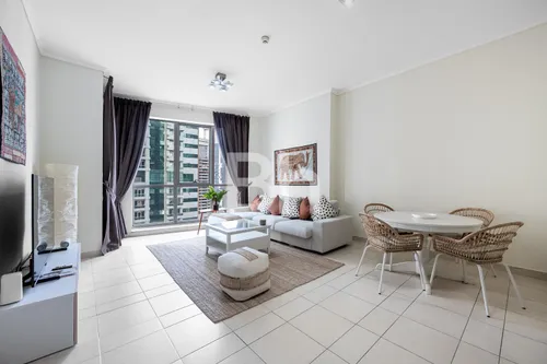 Exclusive | Large Layout | Mid Floor