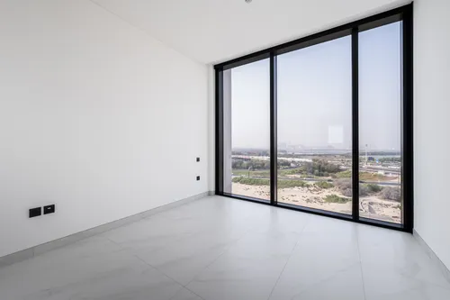 3 Bedrooms Apartment in The Crest