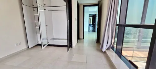 2 Bedrooms Apartment in Goldcrest Views 2