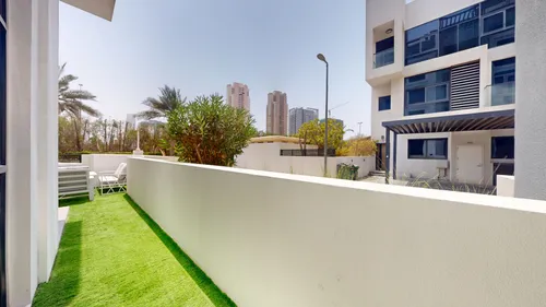 2 Bedrooms Apartment in Hyati Residences