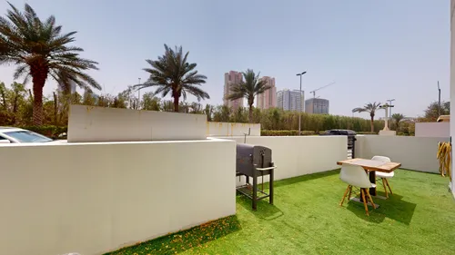 2 Bedrooms Apartment in Hyati Residences